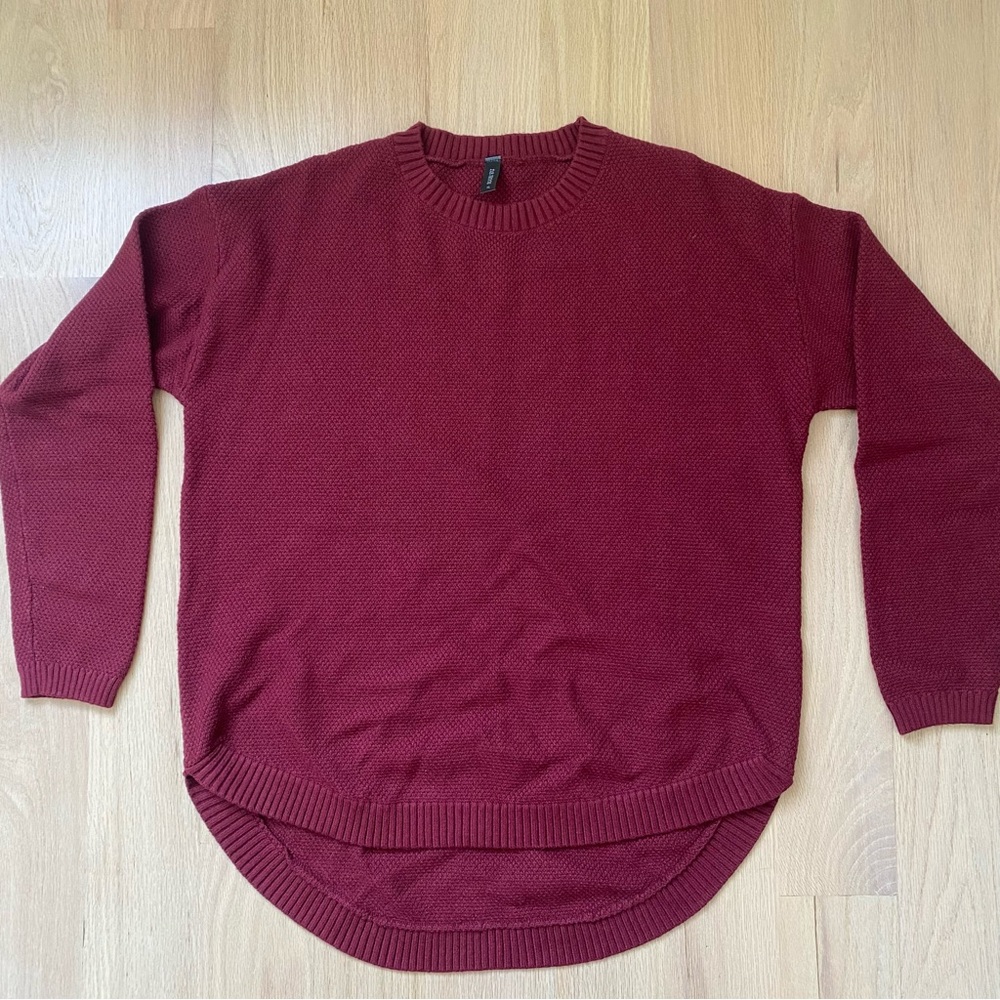 Women’s Classic Maroon Crewneck Sweater Size XL